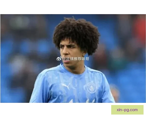 曼城官方宣布年轻后卫刘易斯续约五年锁定未来阵容